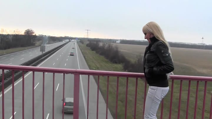 Magdalena_Pure – Egal…muss Pullern