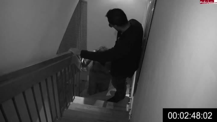 aische-pervers – Spycam – Vor dem Club gefickt