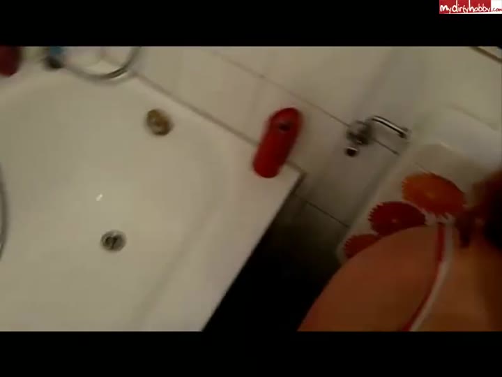 PoppyRockrose – Dreist in die Maulfotze gepisst