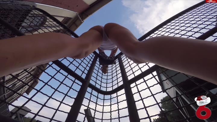 Izzy-Mendosa – Tür 6 – White cameltoe pussy