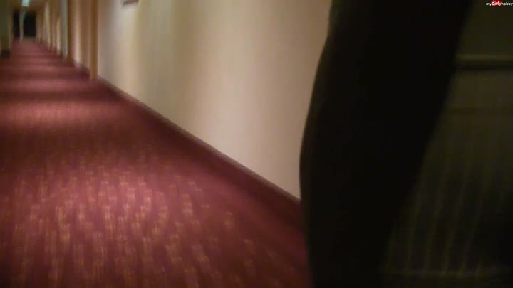 Popp-Sylvie – Frivol und nuttig im Hotel – Dirtytalk