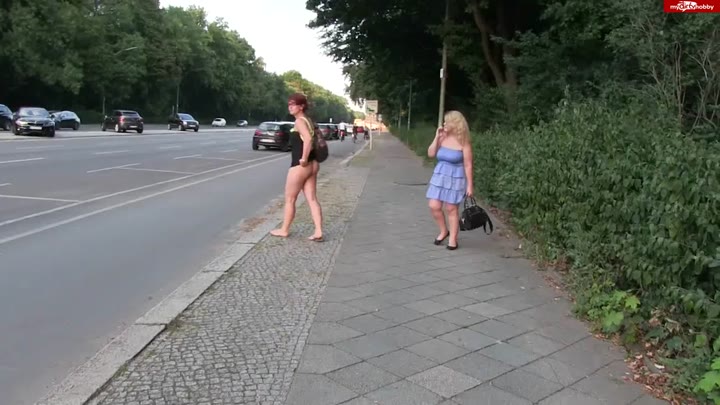 Popp-Sylvie – Ganz blanke Fotzen in Berlin