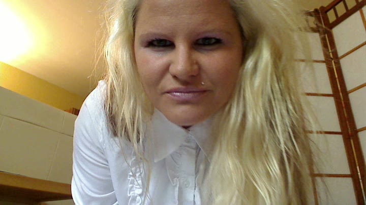 Nutzfotze Daynia wieder hart Anal gebumst Nutzfotze Daynia wieder hart Anal gebumst