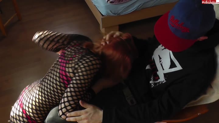La-Mia – Teeny vernascht vom süßen Boy
