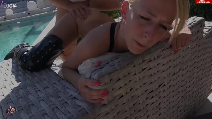 LiaLucia – 3-Loch-Stute für Stiefel-Fetischist