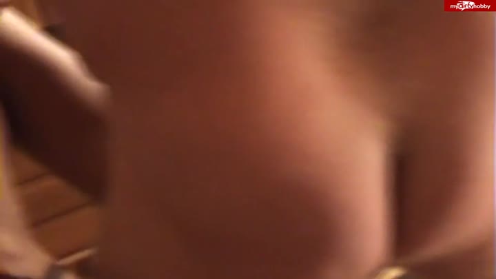 luder-inspektor – Volle ladung in die partyfotze gespritzt