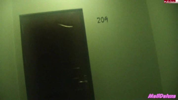 Meli-Deluxe – Malediven Fucking Island