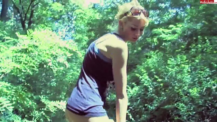 Pinacolader – Im Wald gepisst, dann in die Hose