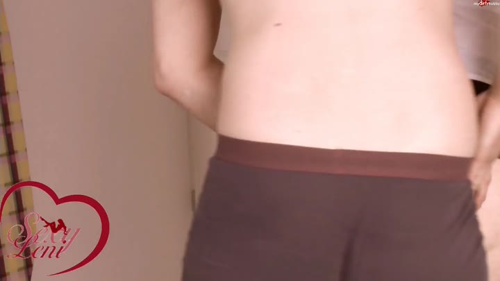 Sexy-Leni – Wäscheschnüffler fickt mich durch