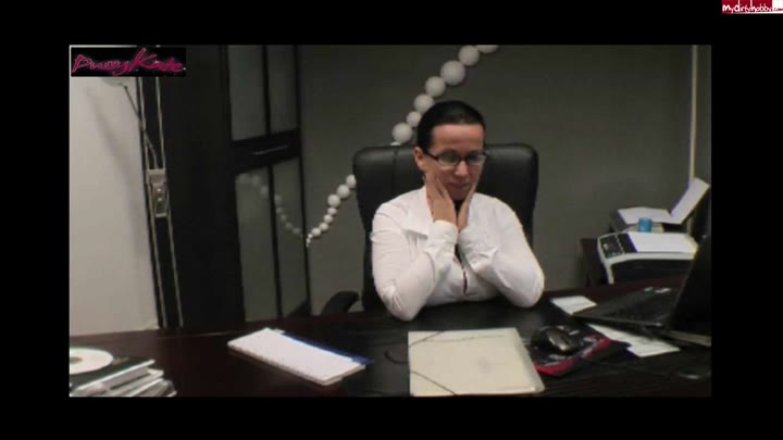 PUSSYKATE – PussyKate in 2 Rollen – Leherin vs Schulmädchen