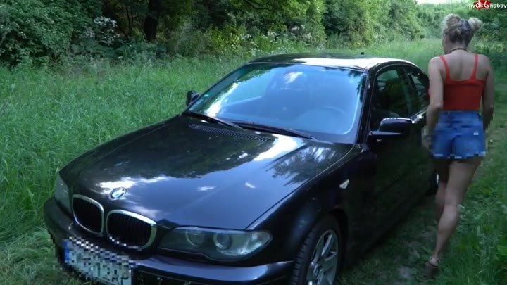 candyalexa – Ich besorge es mir gerne oeffentlich im Wald Teil 1. Oeffentliche Masturbation im Wald Teil 1
