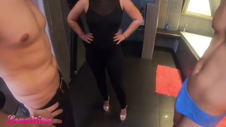 LenaNitro – Fotze fehlt fuern Dreier – Dann mach ich halt mit