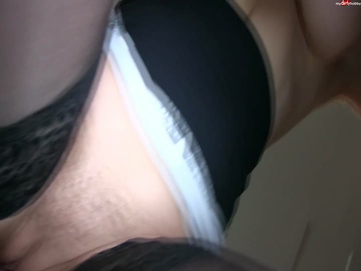 Zoey-Jolie – Public Fick mitten im Hotelflur