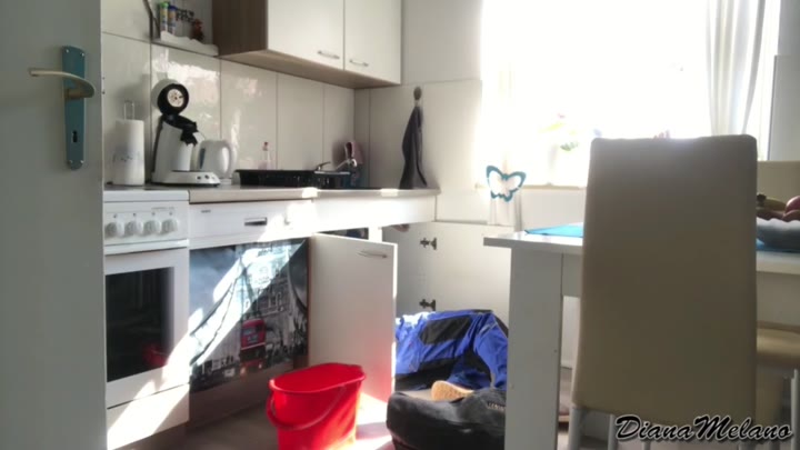 DianaMelano – 22 jaehrigen Klempner abgeblasen Sperma-Maulfotze-Face voll gesaut, Zzzzz