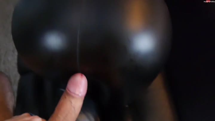 DirtyAkira – Wetlookarsch gefickt