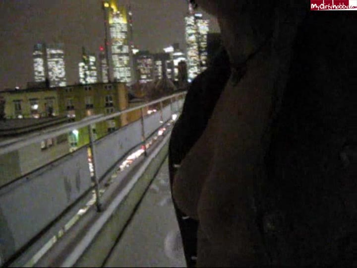 FranfkurterTitten – Frankfurter Titten bei Nacht