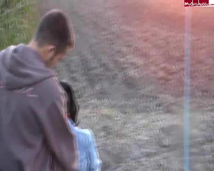 hot-motocat – Usertreff mit Maulbesamung am Maisfeld