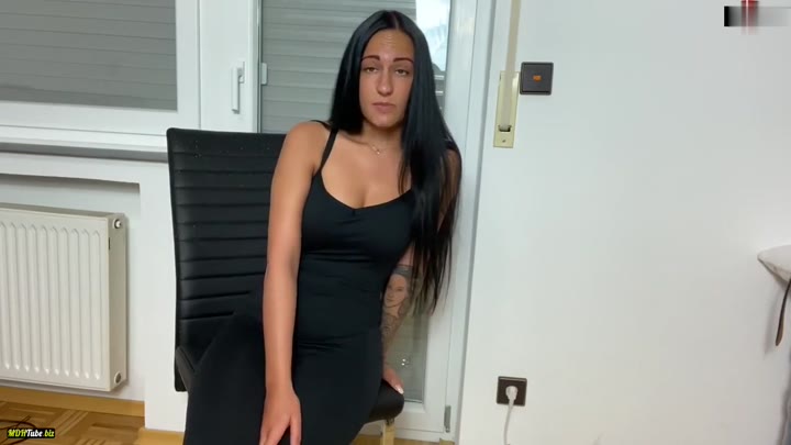 Lola_Candy – Meine erste dominante Wichsanleitung