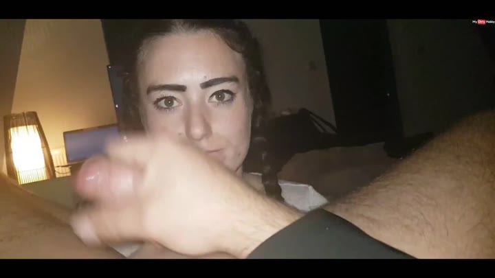 Bonny and Clyde – Vici tief ins Maul gefickt – Facefuck Part 1