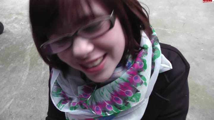 Lilly-Loveshot – Zeche Zollverein – Erster Outdoorfick 2013 Uncut