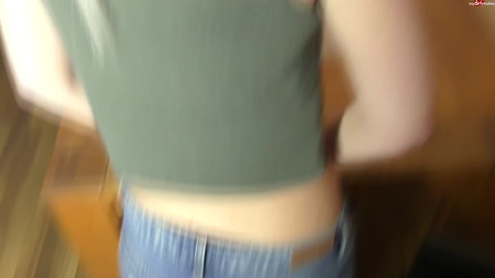 Lina-Linchen – Stiefbruders erstes Mal Anal – Eltern schlafen nebenan