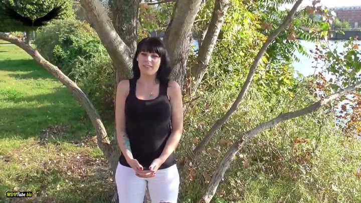 Marie-Saint – Bitte Fick Mich – Nach Sexendzug Public angesprochen POV AO