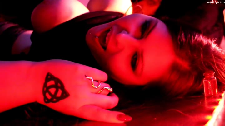 MinaDemonic – Vampire Lust Feast – Possession