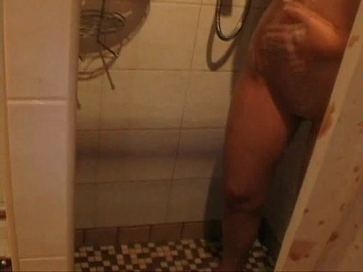 aische-pervers – Badezimmerhure