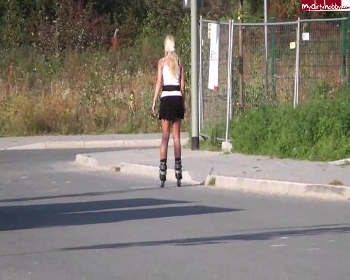 BiJenny – Inliner-Piss