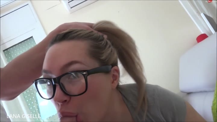 Lana-Giselle – Kondom-Not – Dann halt trocken in den Arsch