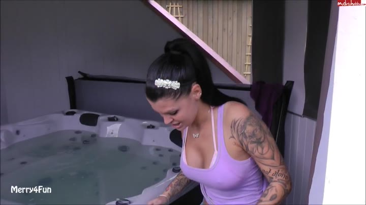 merry4fun – Bei meinen Nachbarn eingebrochen