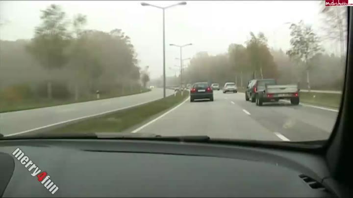 merry4fun – Naechste Abfahrt – Mundfotze