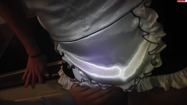 PJ-sexy – Das Hausmaedchen benutzt