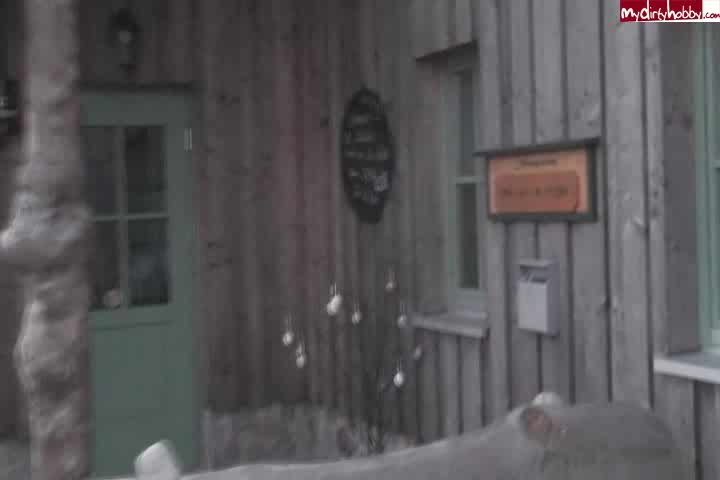 Sarahlicious – Public – Das erste Mal alles geschluckt