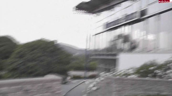 Sarahlicious – Public – Der schnellspritzende Autohaendler