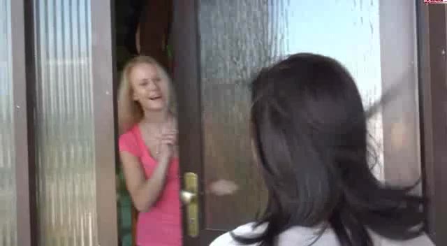 Selina-666 – Geiler Ritt aufm Fickkissen