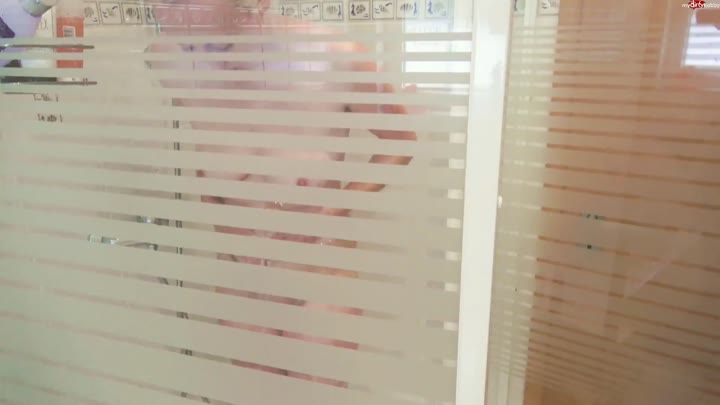 SophiaGold – Ausgenutzt vom Mitbewohner – Schamlos bespannt und abgesahnt