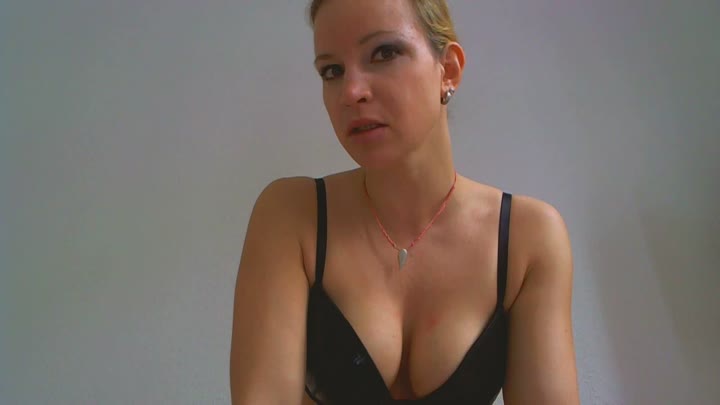 AnnikaRose – Brainfuck