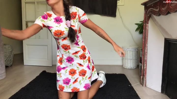 Arya LaRoca – Fick mich bevor ich zur Uni gehe – Creampie