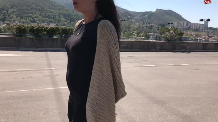 Arya LaRoca – Süße Public show für kleinen spanner