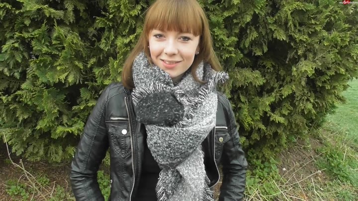 BunnyDiamond – Vermieters Sohn fickt mich durch