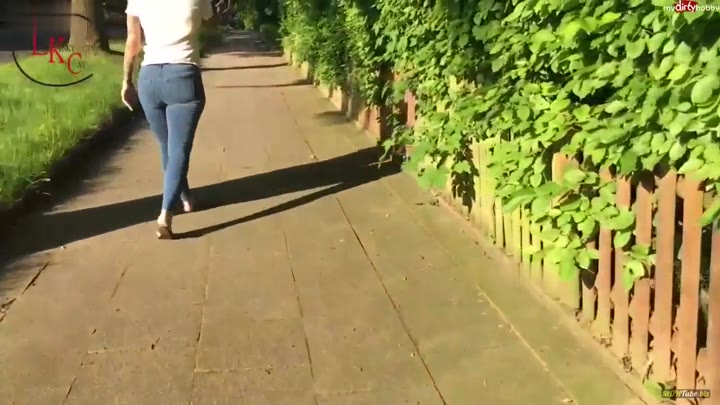 Cat-Coxx – Krassester Jeanspisswalk ever