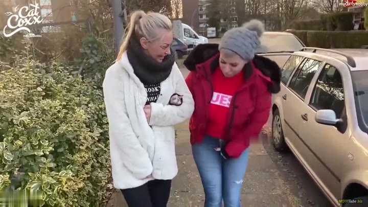 Cat-Coxx – Public Silvester Piss in Hamburg