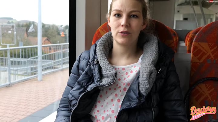 DaddysLuder – Gesichtsbefruchtung im Zug – Wer fährt nächstes Mal mit