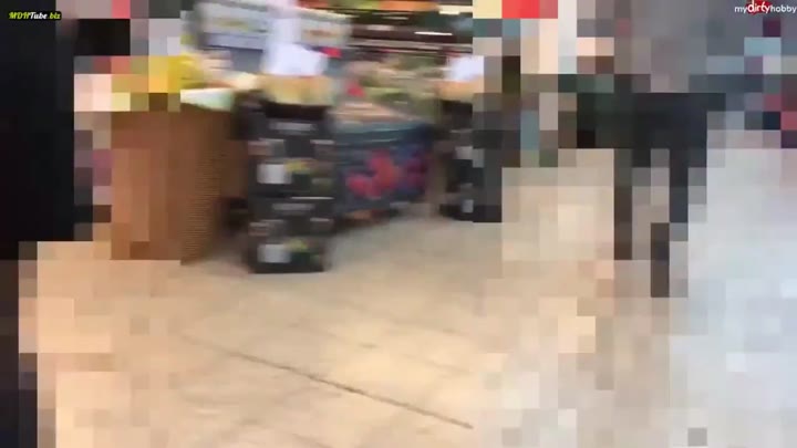 devil-sophie – 10 Minuten Userwette erfuellt – Der Reiterstiefel Strapsen Walk im Einkaufszentrum