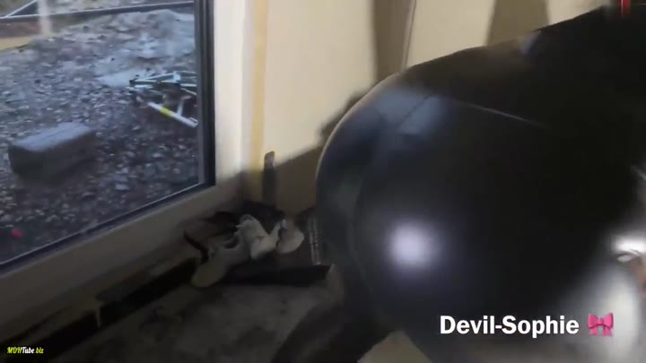devil-sophie – Fick die haarige Latexfotze – Unrasiert mit Pussyduft abgesquirtet
