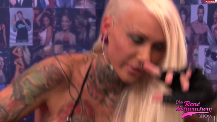 DRSS-Unzensiert – Kitty-Core – Vagina Piercing