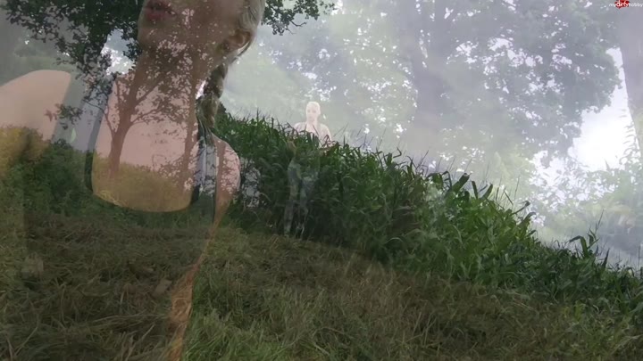 HannaSecret – Notgeile Joggerin