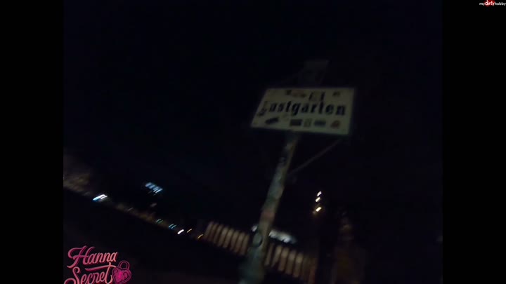 HannaSecret – Per Anhalter vom Lustgarten aufgefriffen und Anal-Vaginal zerfickt Teil 1