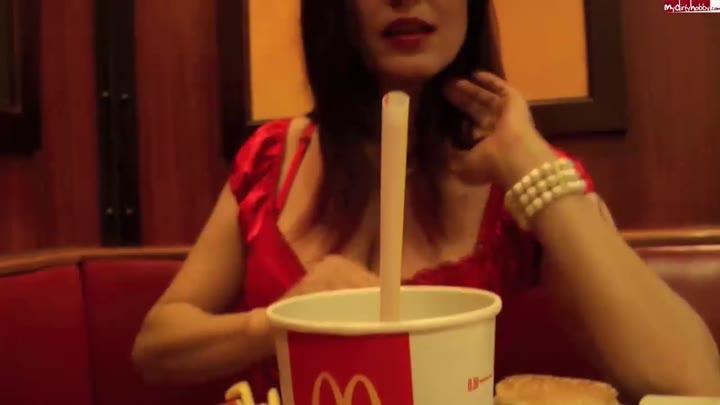 Juicy-Julie – Juicy-Julie- Das Skandalvideo!!!